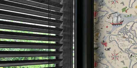 Détail des lames orientables d'un brise soleil orientable occultant