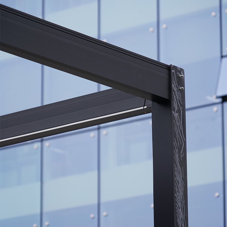 ossature aluminium d'une pergola bioclimatique